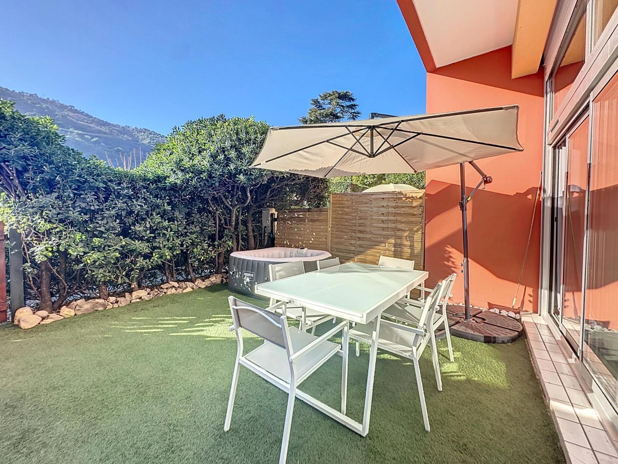 2 Pieces - Parking - Jacuzzi - Food & Drink - Love Menton Extérieur photo